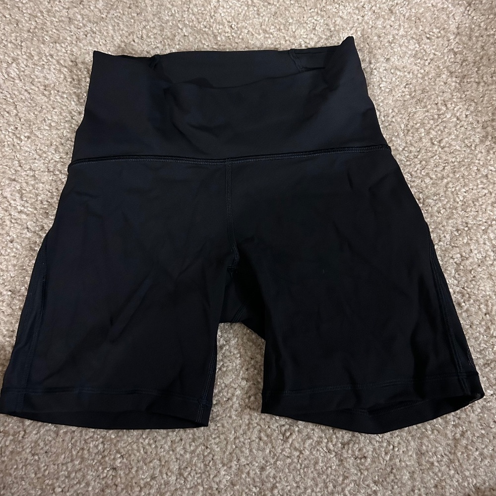 Lululemon black biker shorts